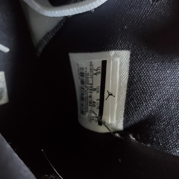 Jordan 6 Rings - Picture 3 of 5